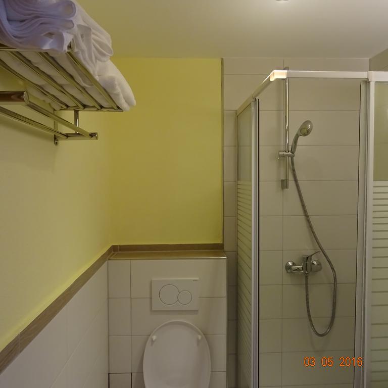 Hotel Einstein Bad Krozingen Zewnętrze zdjęcie