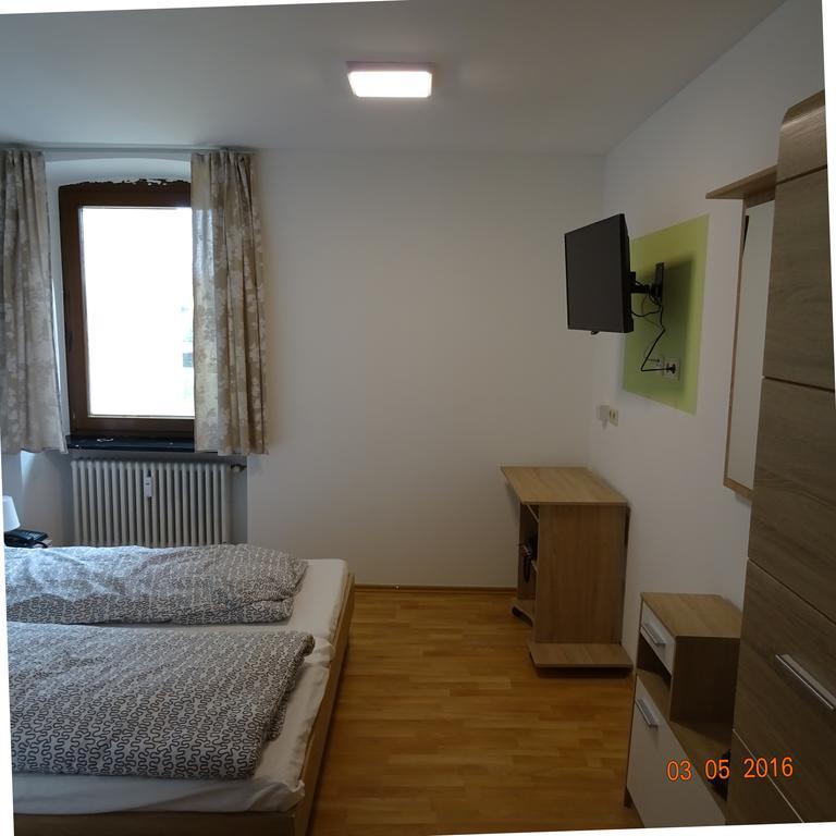 Hotel Einstein Bad Krozingen Zewnętrze zdjęcie