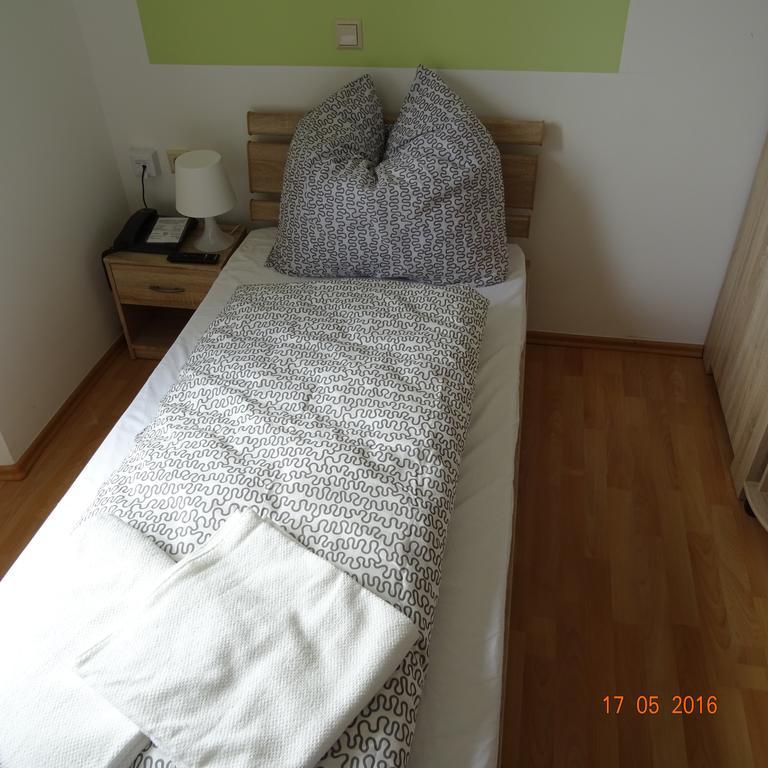 Hotel Einstein Bad Krozingen Zewnętrze zdjęcie